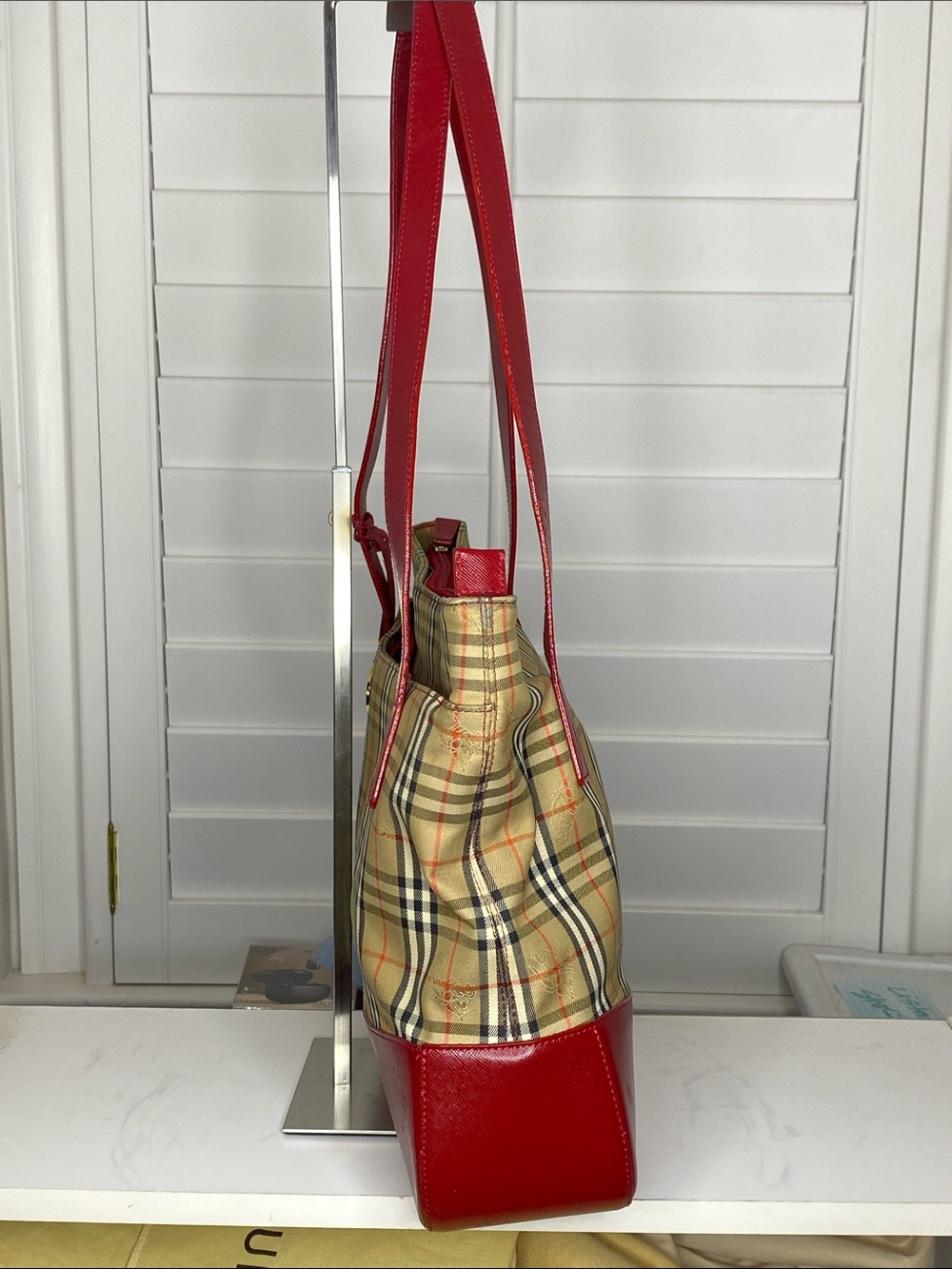 Burberry Nova Check Tote with Red Trim and Handles - Picture 3 of 16